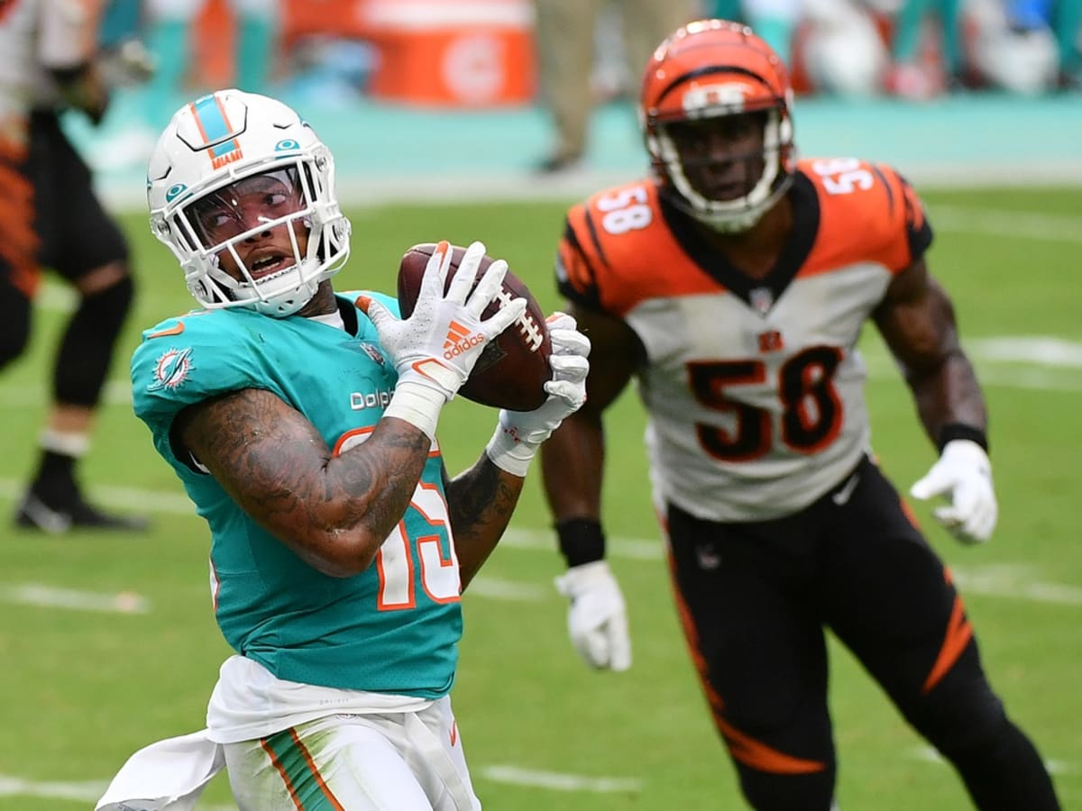 Dolphins place Bowden on IR, end his season