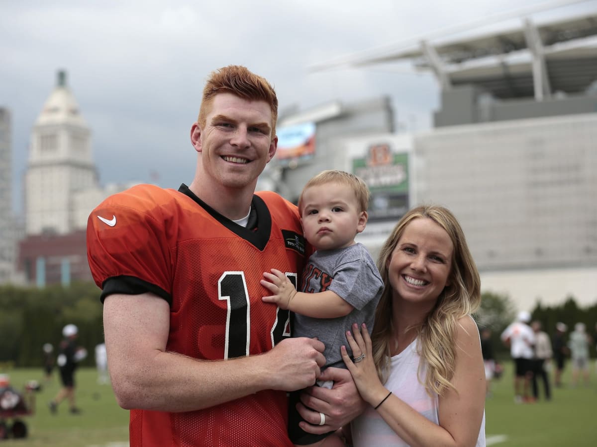 Dallas Cowboys smother Cincinnati Bengals in Andy Dalton's return