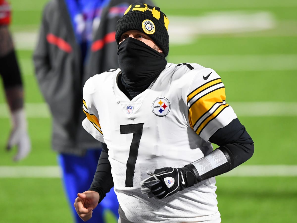 Inverted James Conner Steelers jerseys sell out just one day on the market