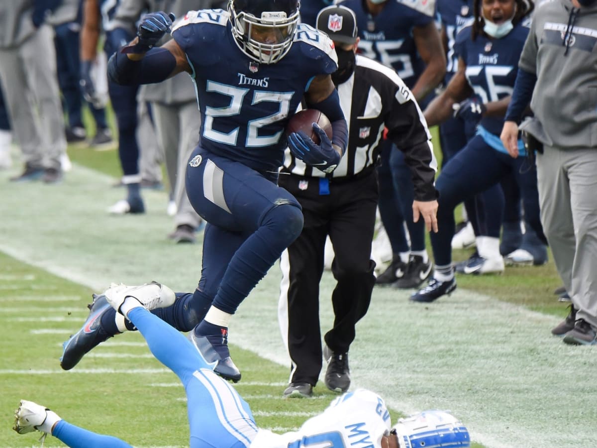 Tennessee Titans: Derrick Henry Showcases Stiff-Arm Once Again - Sports  Illustrated Tennessee Titans News, Analysis and More