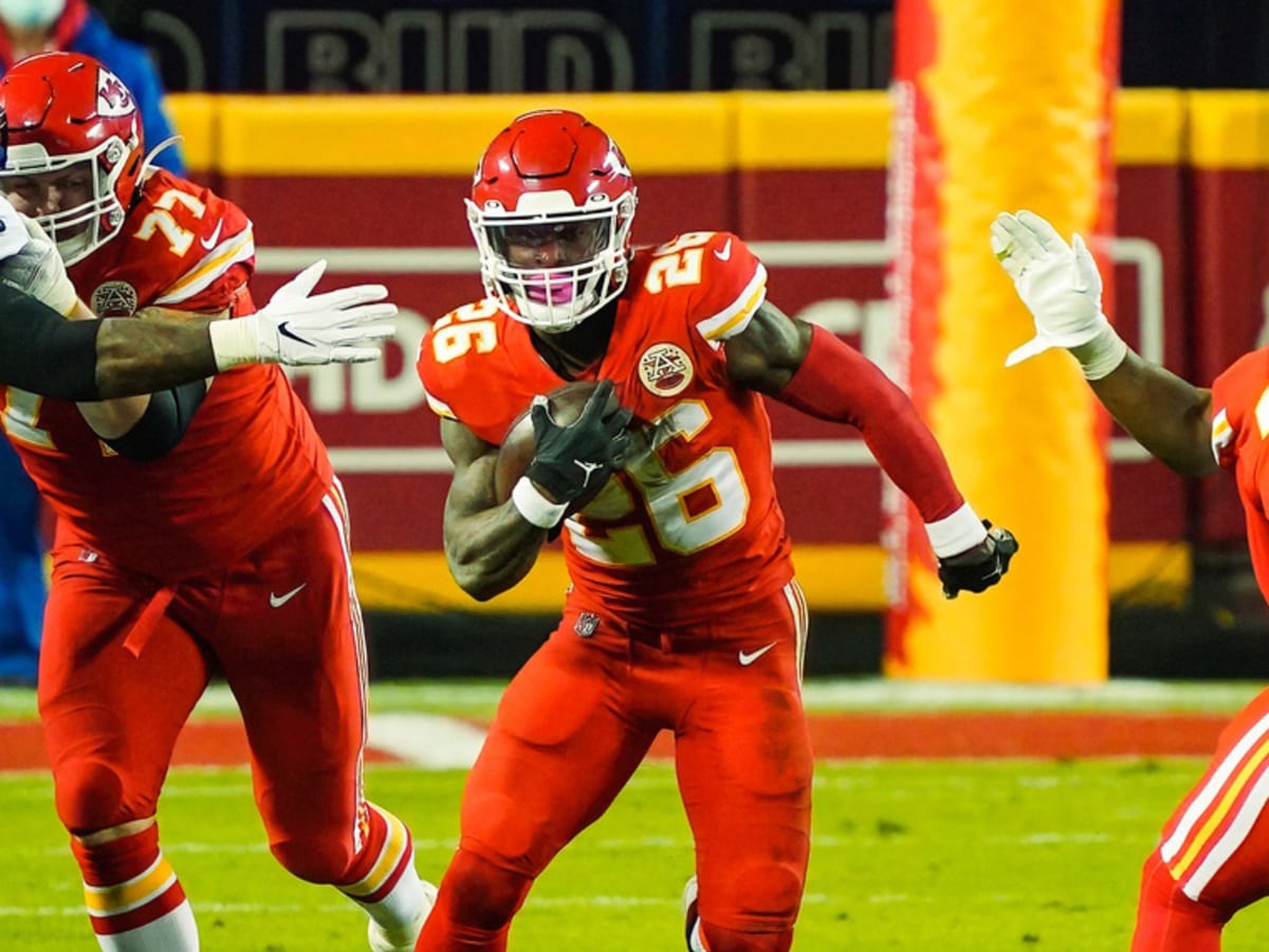 Steelers vs. Chiefs: Le'Veon Bell gets his carries, carves up Chiefs 