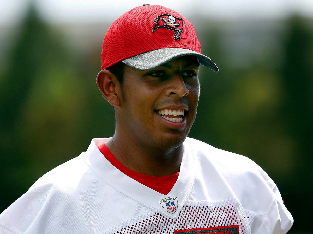 Roberto Aguayo, Buccaneers kicker, released