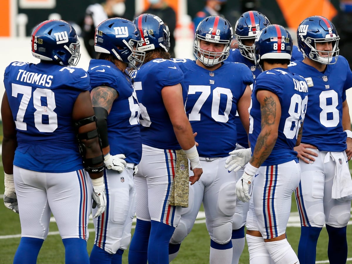 Giants Need to Find Right O-line Combination to Hold Up Against Tough  Divisional Opponents - Sports Illustrated New York Giants News, Analysis  and More