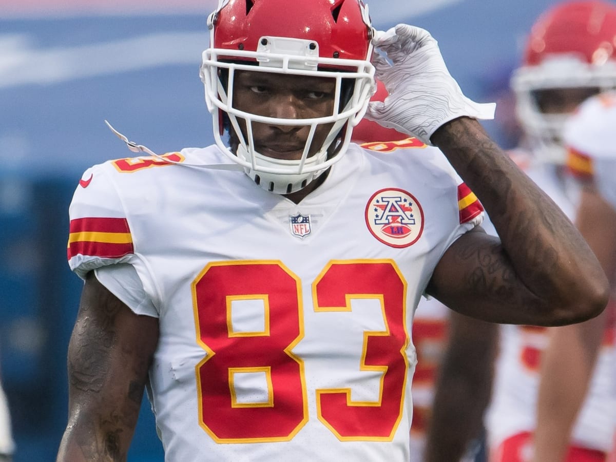 Ricky Seals-Jones gives Chiefs offense strong depth at tight end