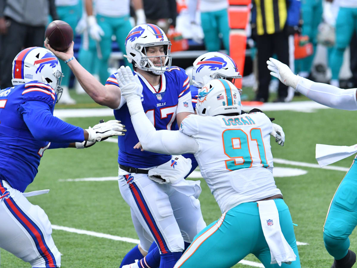 Dolphins' Jaelan Phillips, Andrew Van Ginkel stepping up on edge