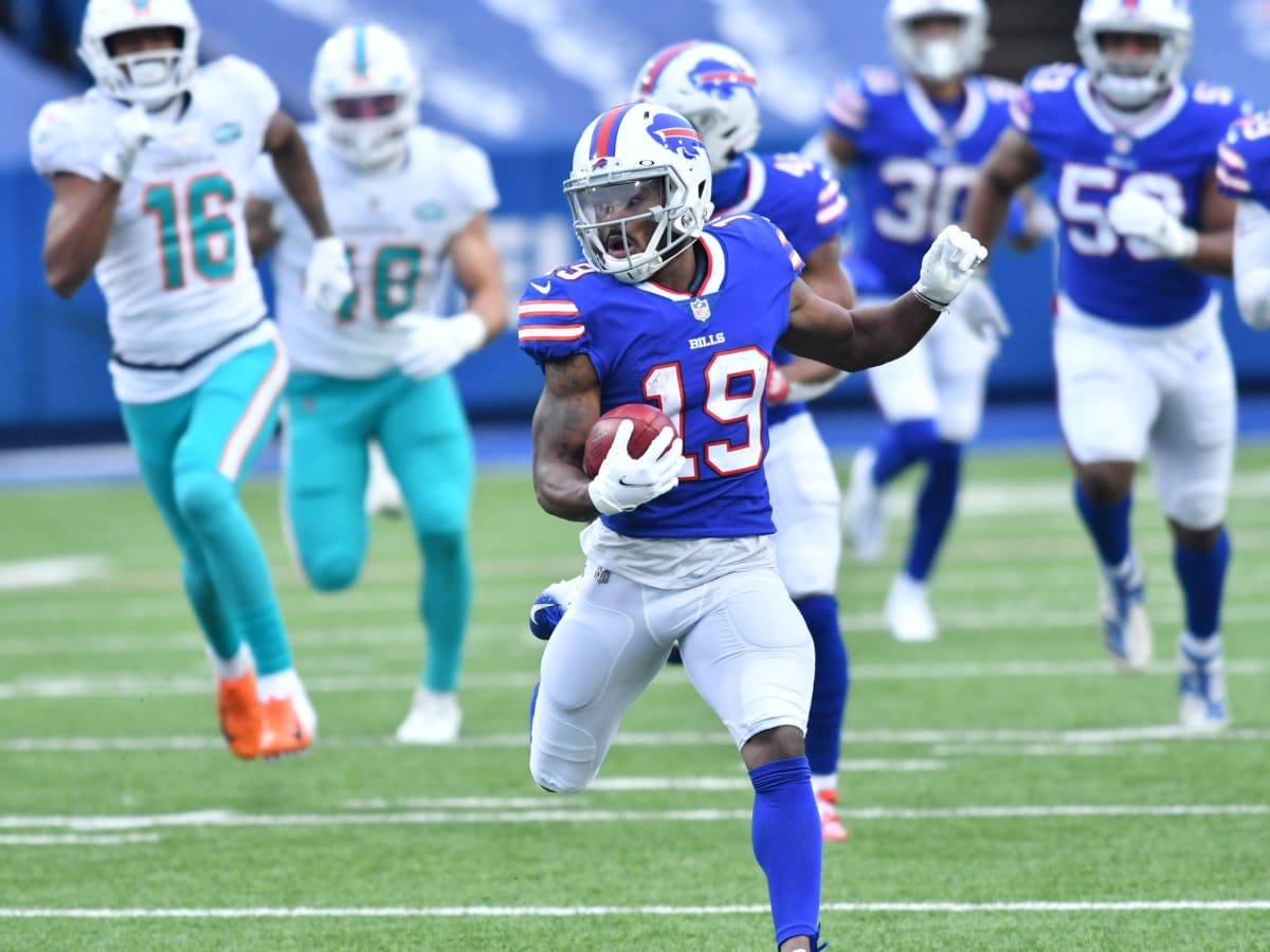 Buffalo Bills Hand Miami Dolphins Their First Loss, Take AFC East Lead -  Sports Illustrated Buffalo Bills News, Analysis and More