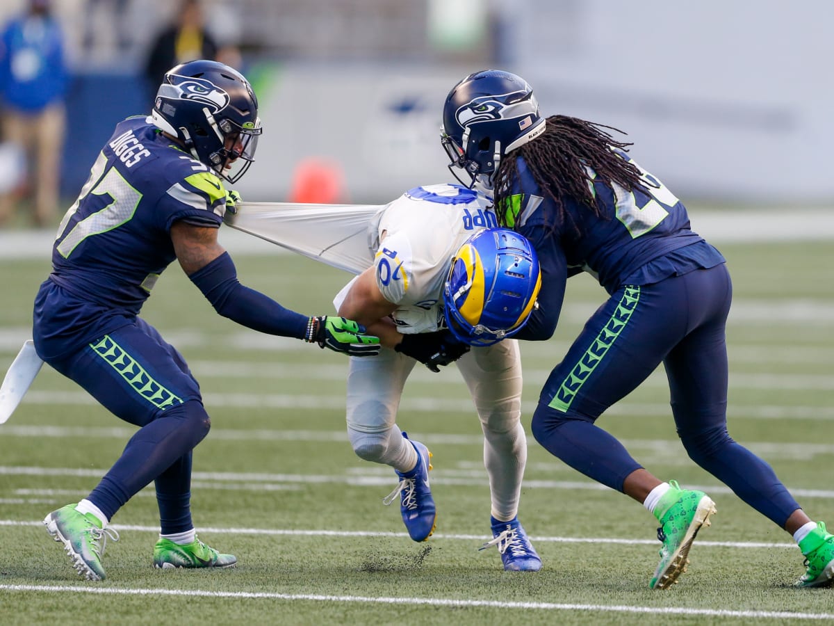 Seattle Seahawks Offense Face Plants Against Los Angeles Rams, Leaves Pete  Carroll Scratching Head - Sports Illustrated Seattle Seahawks News,  Analysis and More