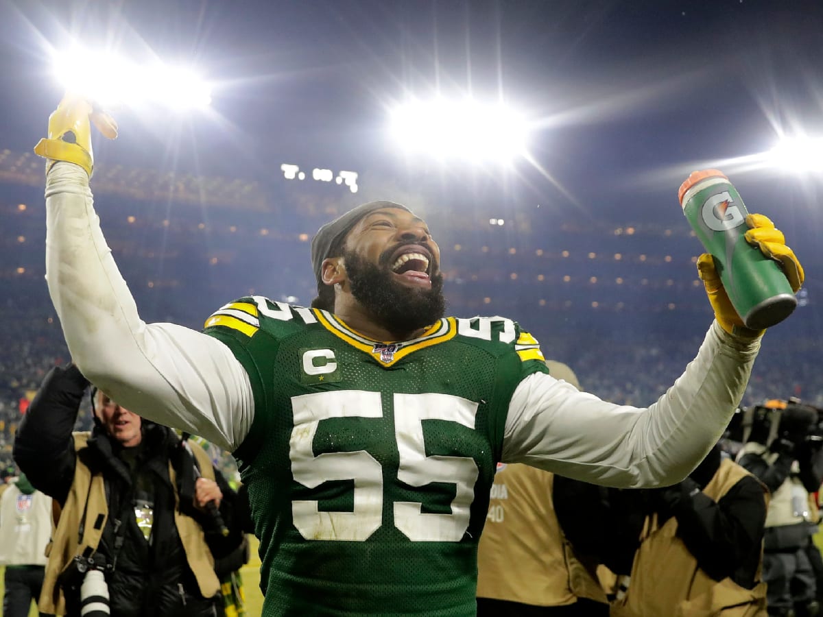 Los Angeles Rams kicker Matt Gay (8) practices before an NFL football game  against the Green Bay Packers Sunday, Nov 28. 2021, in Green Bay, Wis. (AP  Photo/Jeffrey Phelps Stock Photo - Alamy