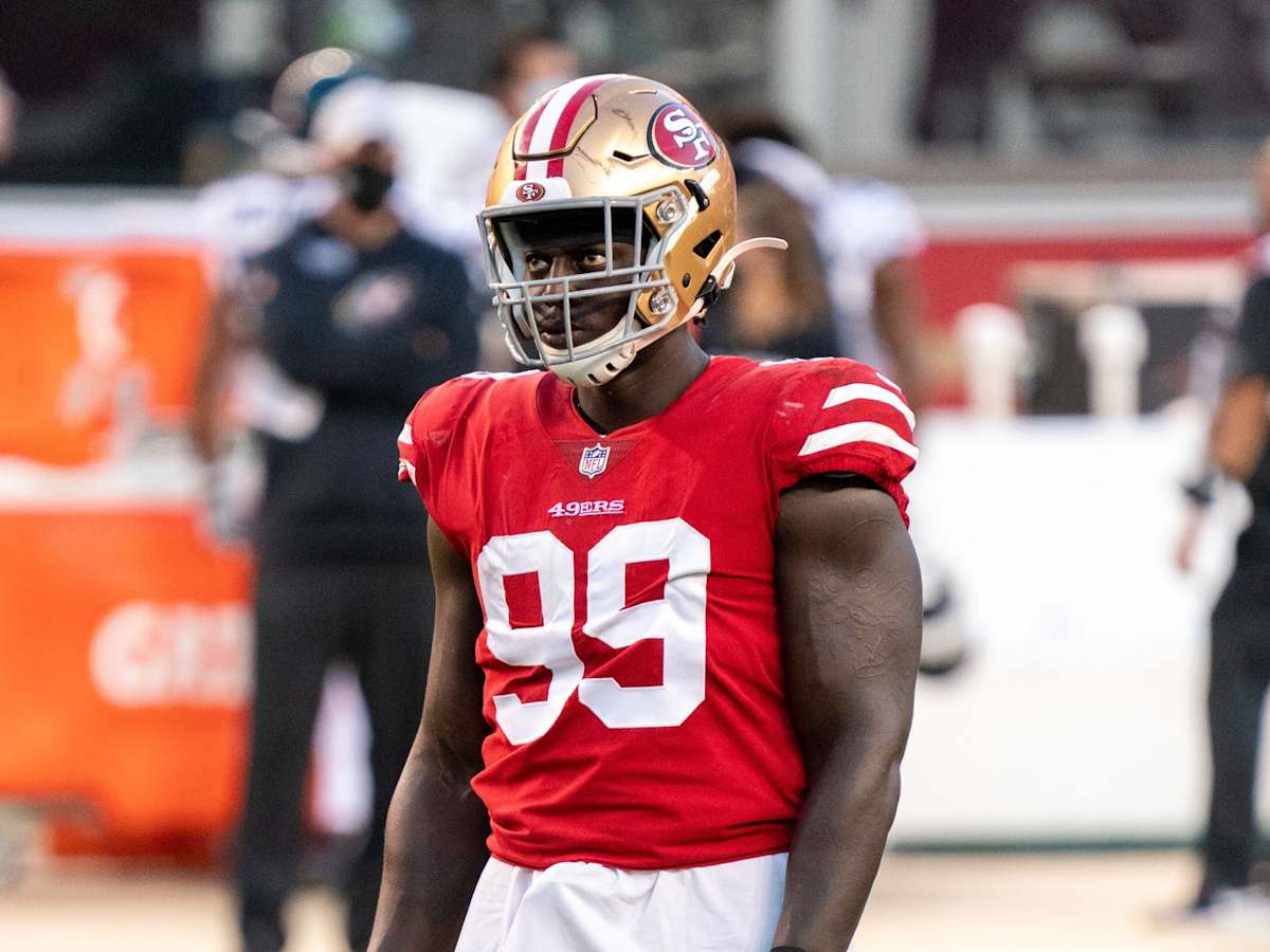 49ers' Javon Kinlaw fighting flare-up in surgically repaired knee