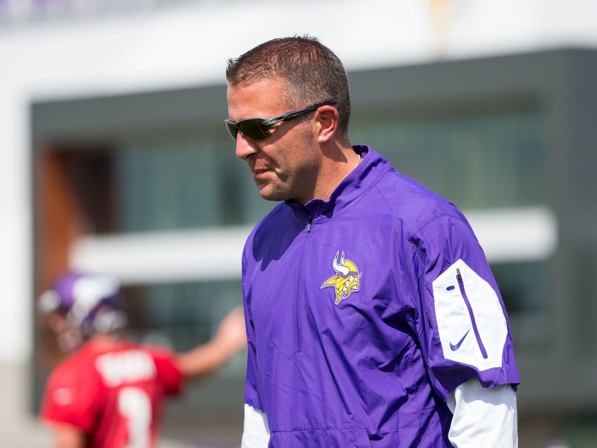 Official: DeFilippo named OC, staff finalized