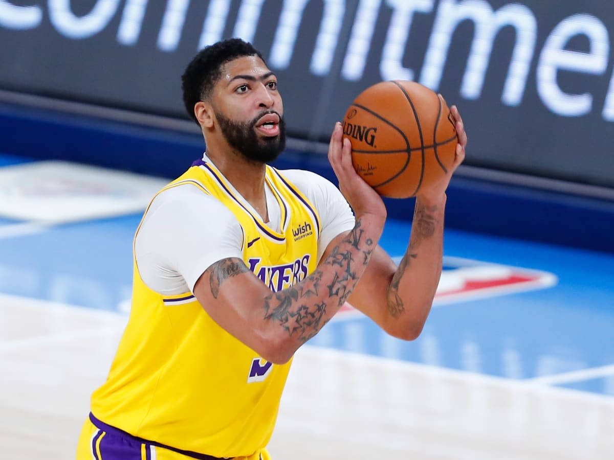 Lakers news: Anthony Davis (calf) named to West All-Stars, likely