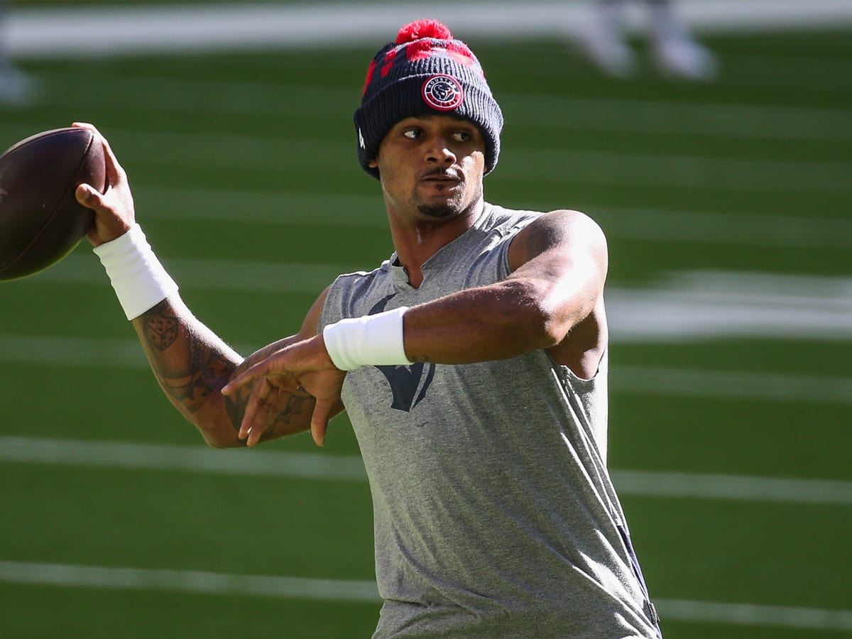 Disgruntled Deshaun Watson reportedly requests trade from Houston