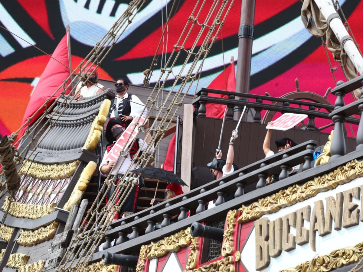 Buccaneers pirate ship crew hopeful for Super Bowl appearance