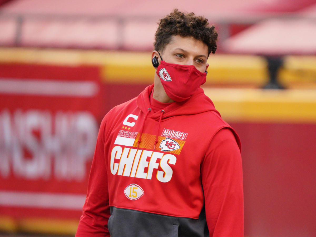 Renowned Green Bay doctor to perform foot surgery on Chiefs' Mahomes