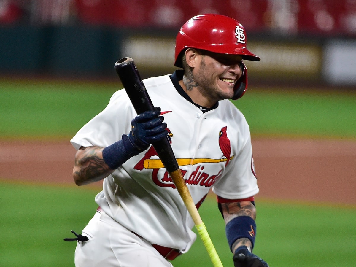 Yadier Molina provides more heroics for Cardinals in NLDS - Los Angeles  Times