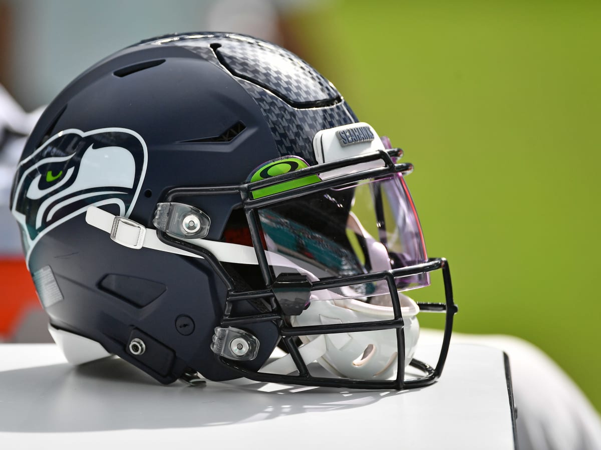 Seattle Seahawks CB Mike Jackson Excelling in Training Camp: 'Dominant!' -  Sports Illustrated Seattle Seahawks News, Analysis and More