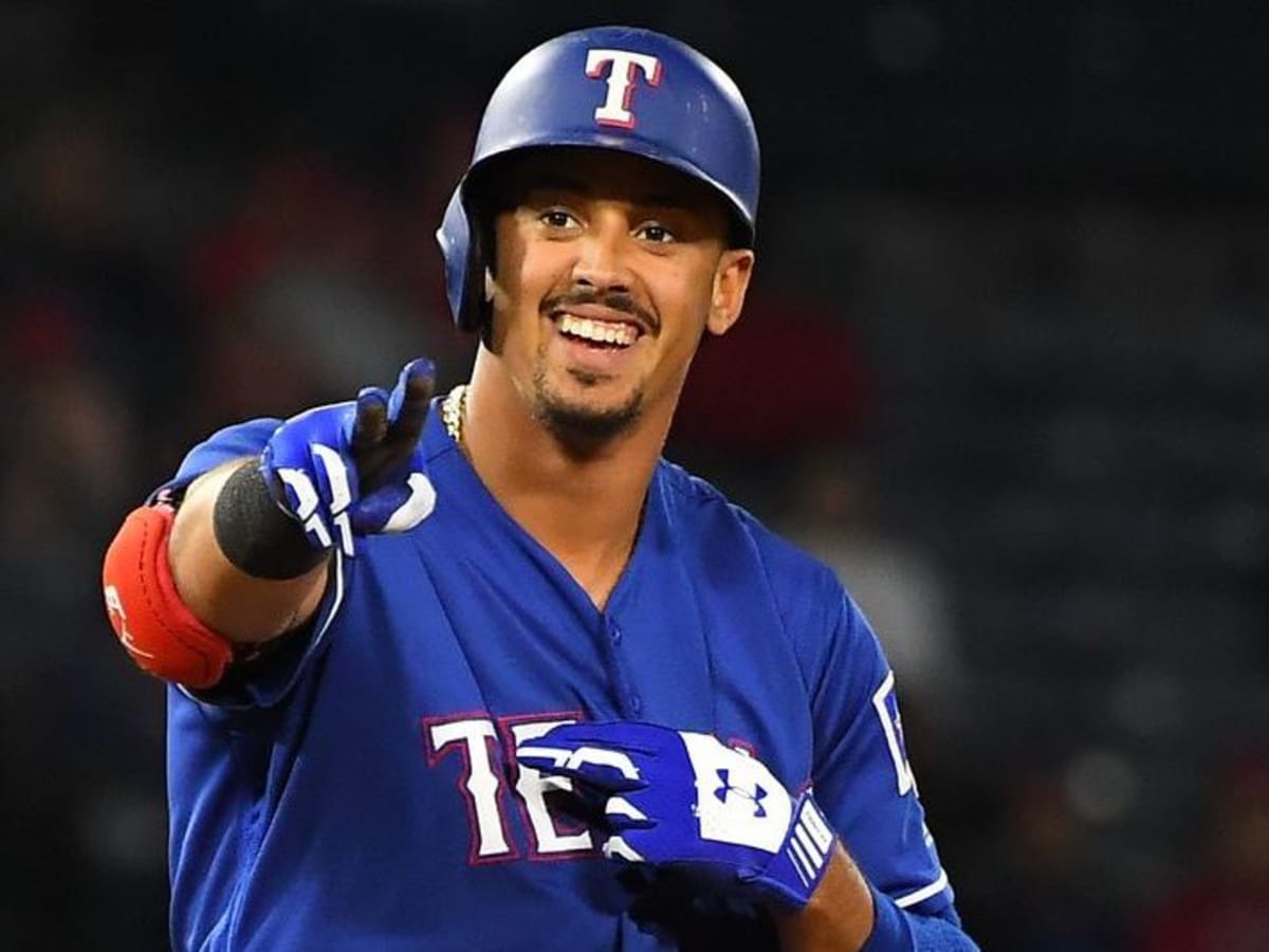 Should Nelson Cruz reunite with the Texas Rangers in 2022? 