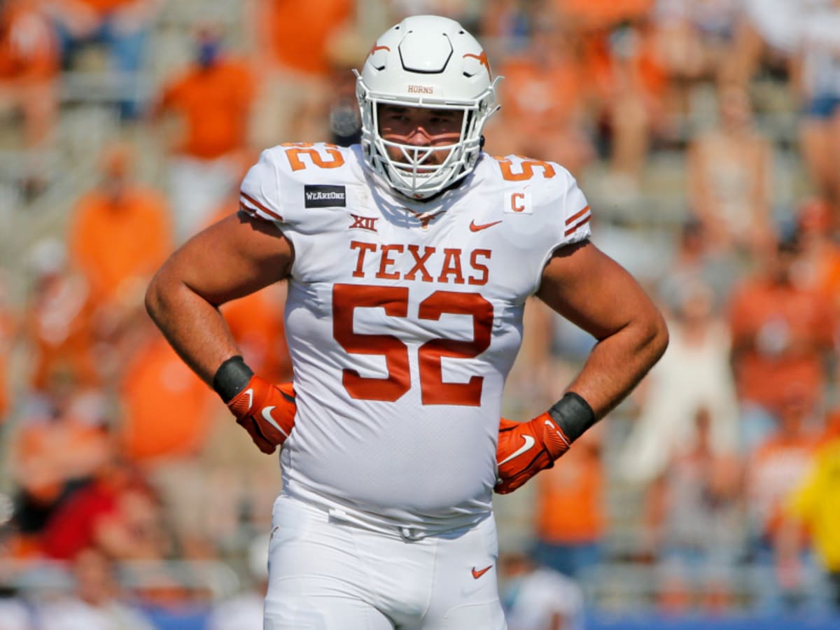 PFF College on Twitter: The Longhorns return a promising, young offensive  lineman in Samuel Cosmi.  / X