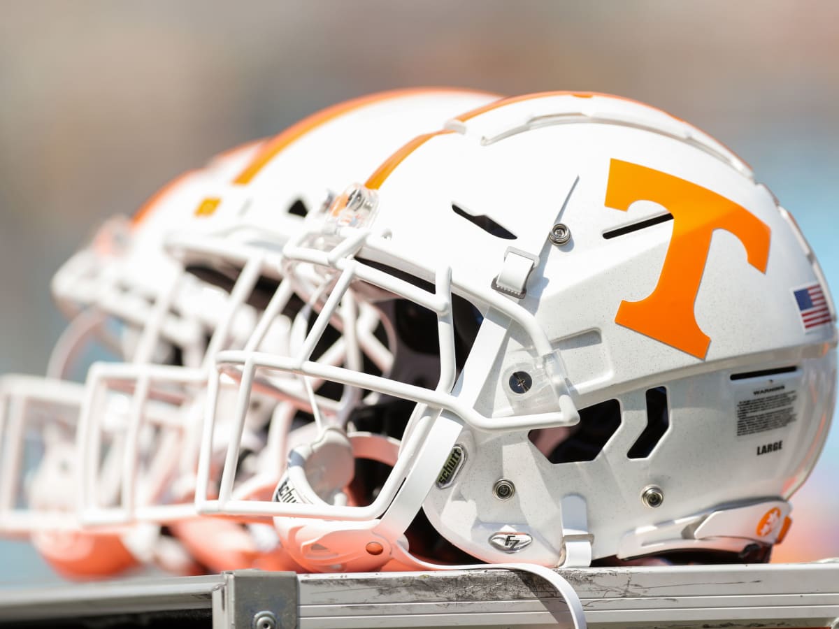 Vols kick off college football season against the Cavaliers at Nissan  Stadium 