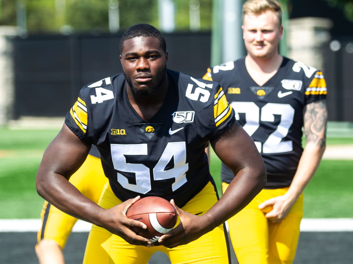 Iowa All-America DT Daviyon Nixon to declare for NFL draft