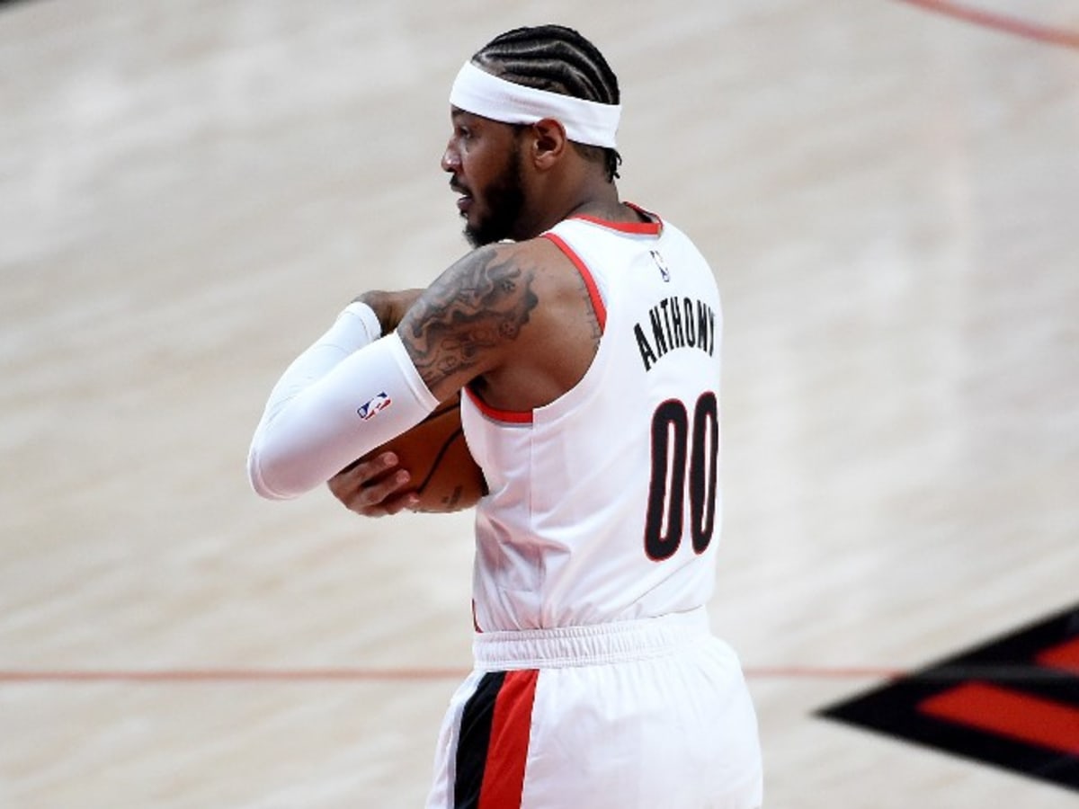 Carmelo Anthony After Passing Hakeem Olajuwon The Joy Is Back Portland Trail Blazers News Analysis Highlights And More From Sports Illustrated