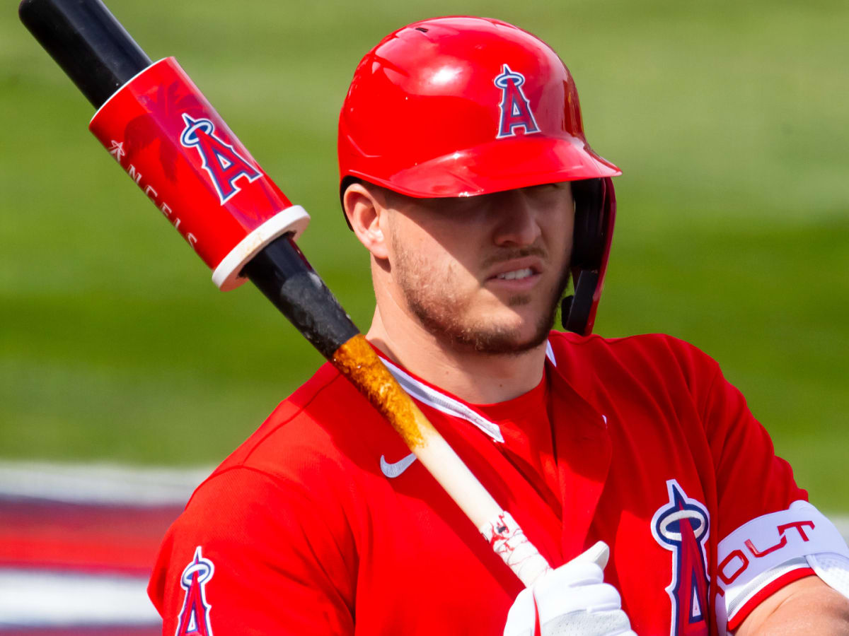 Angels: Mike Trout Posts Adorable Video with Son for Halloween