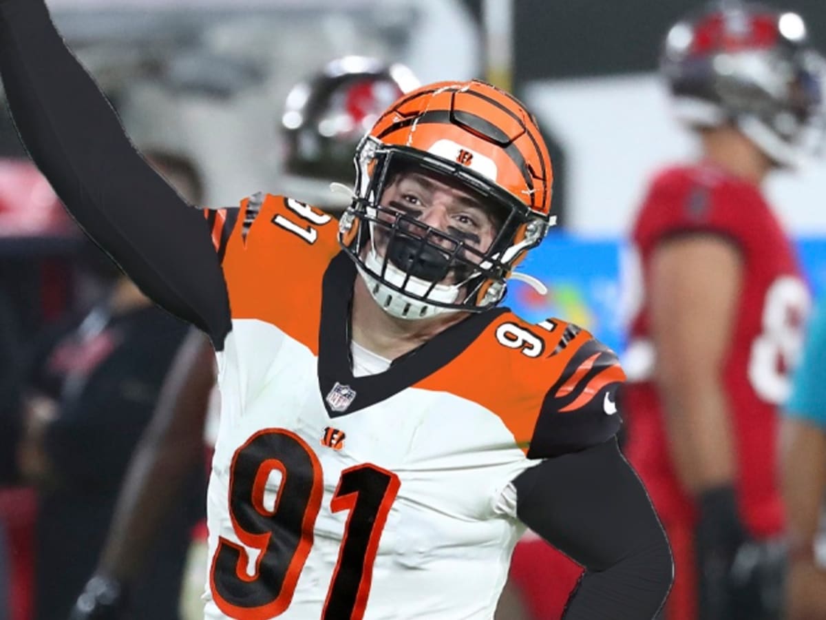 NFL Executives and Personnel Question Cincinnati Bengals' Biggest Free  Agent Signing - Sports Illustrated Cincinnati Bengals News, Analysis and  More