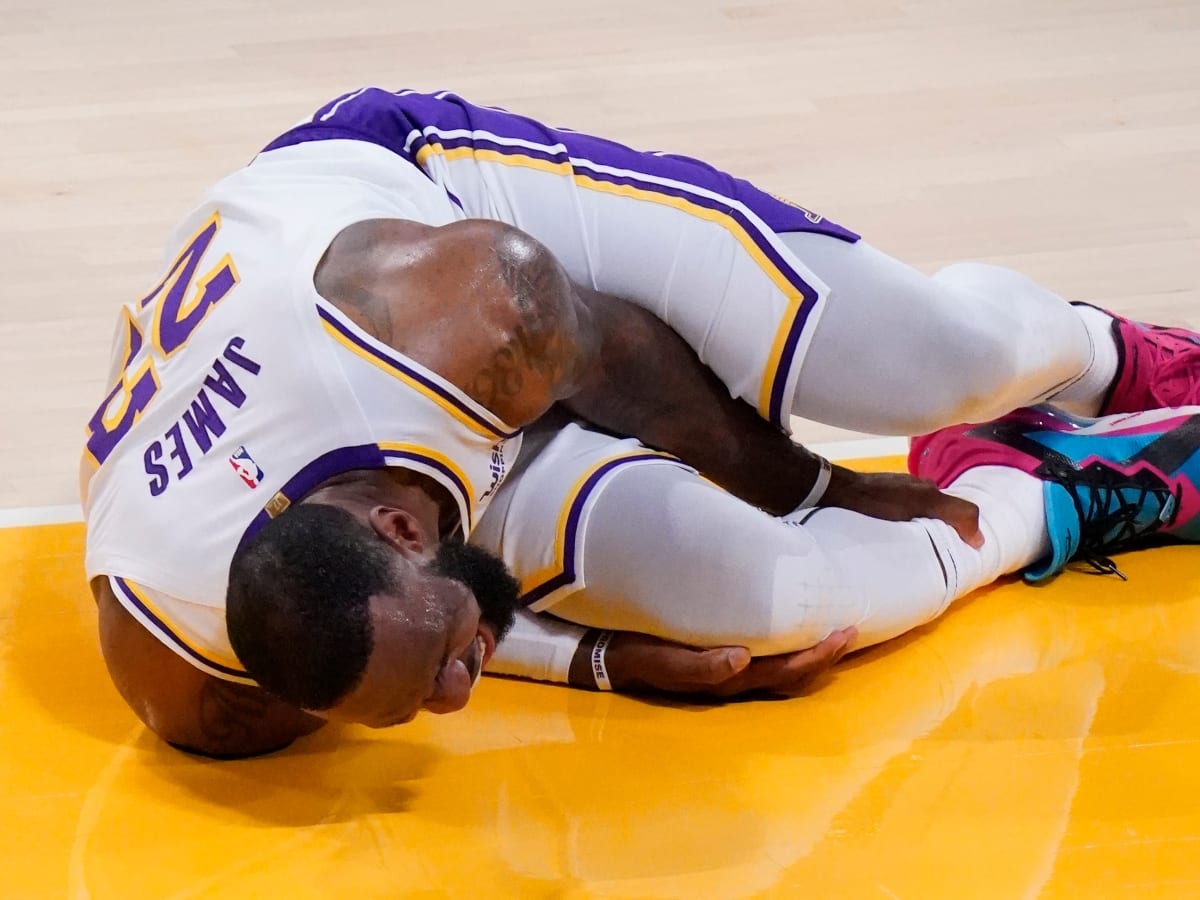 LeBron James injury updates: Lakers SF available Friday vs. 76ers with  ankle injury - DraftKings Network