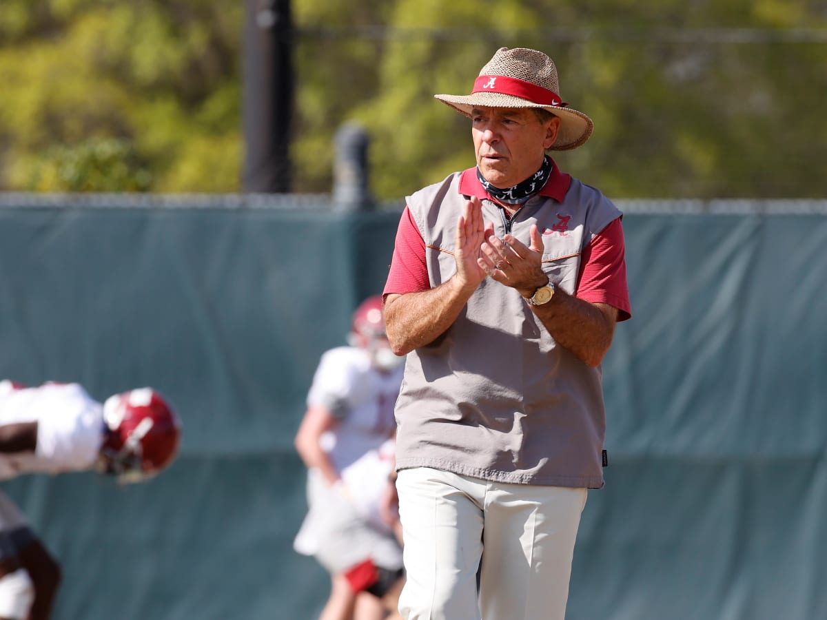 DeVonta Smith Weighs Less Than Expected And His Combine Measurements Are  Causing Quite The Stir Amongst NFL Teams - BroBible