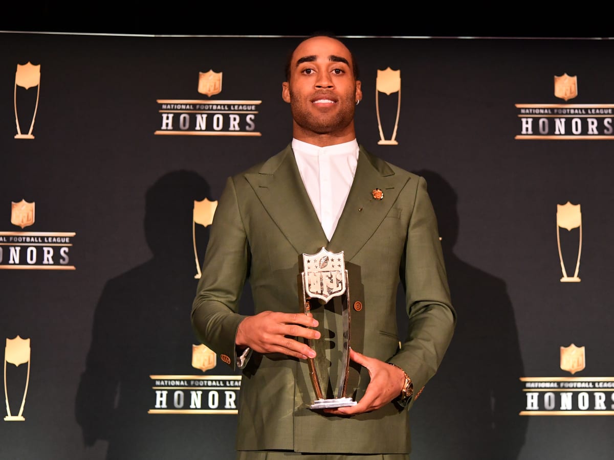 Stephon Gilmore Wins Defensive Player of the Year Award - Sports  Illustrated New England Patriots News, Analysis and More