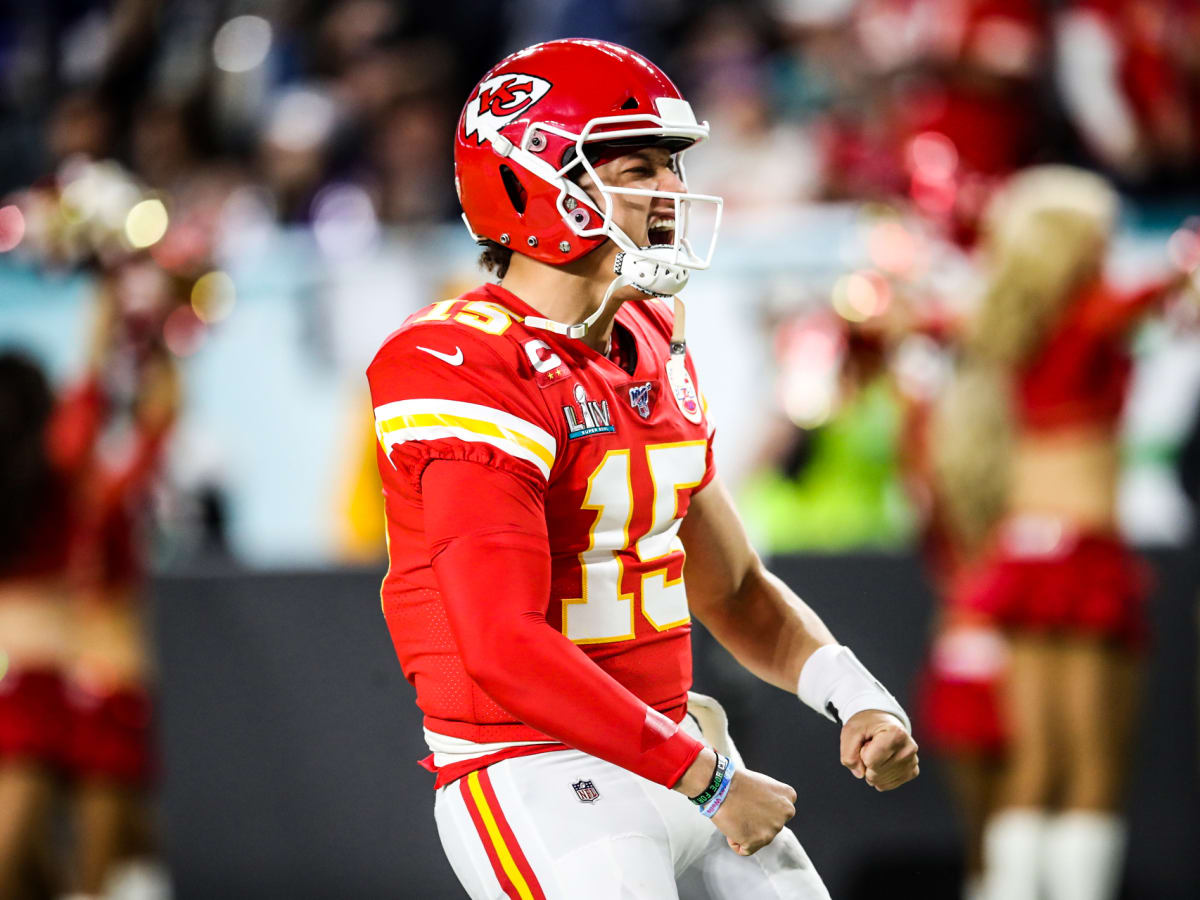 2020 Super Bowl: Mahomes catches fire late, leads Chiefs to 31-20