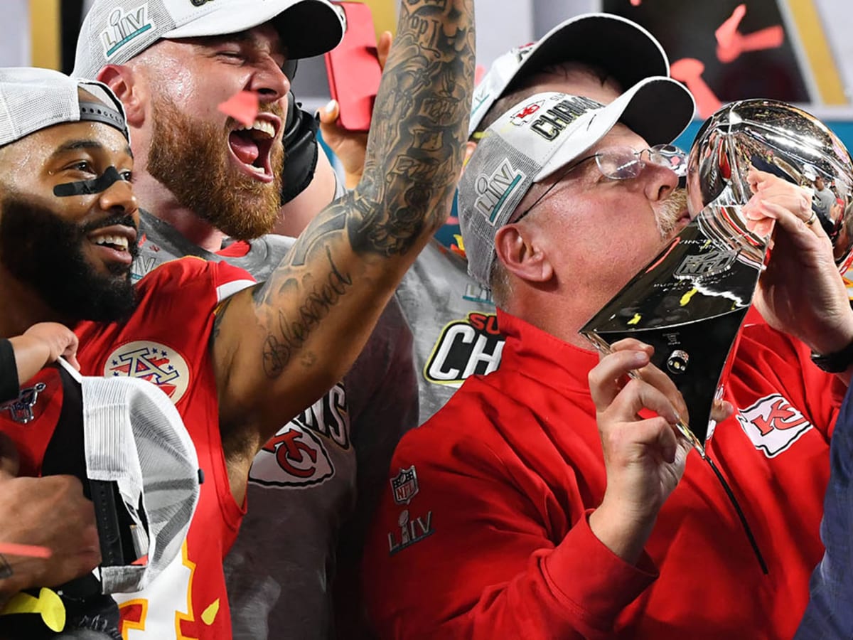 What color was the Gatorade in the Super Bowl this year? Andy Reid photo  goes viral