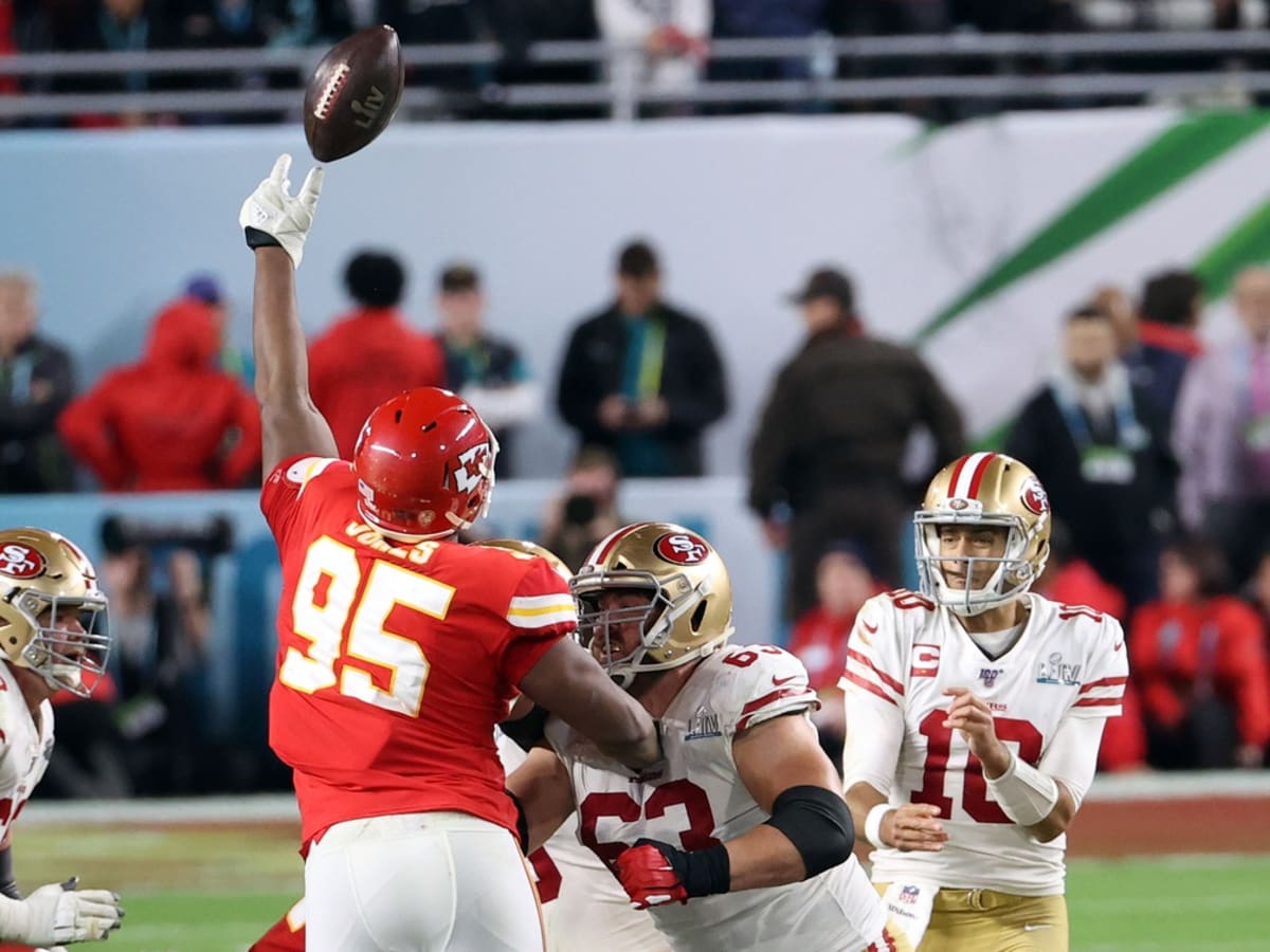 Vic Fangio Explains Why Denver Broncos 'Had a Hard Time' Covering Chiefs TE  Travis Kelce - Sports Illustrated Mile High Huddle: Denver Broncos News,  Analysis and More