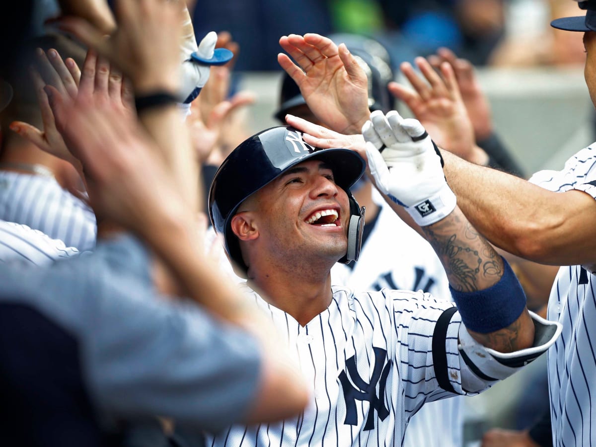 Gleyber Torres Carries On Thurman Munson's Legacy By Helping The Community,  Even When No One Is Watching - Sports Illustrated NY Yankees News, Analysis  and More