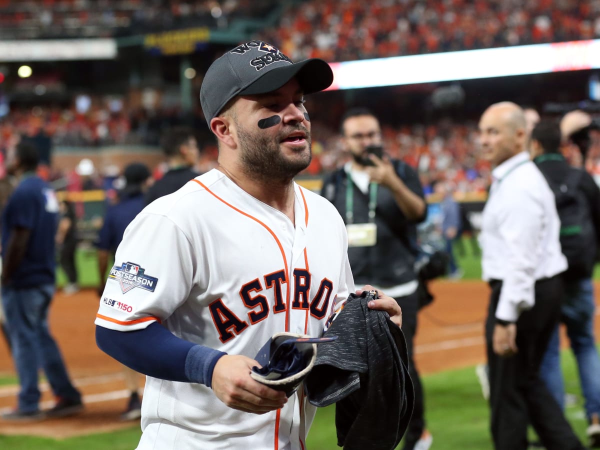 Astros Players Not Named Jose Altuve, Alex Bregman Break Silence On Getting  Booed : r/Astros