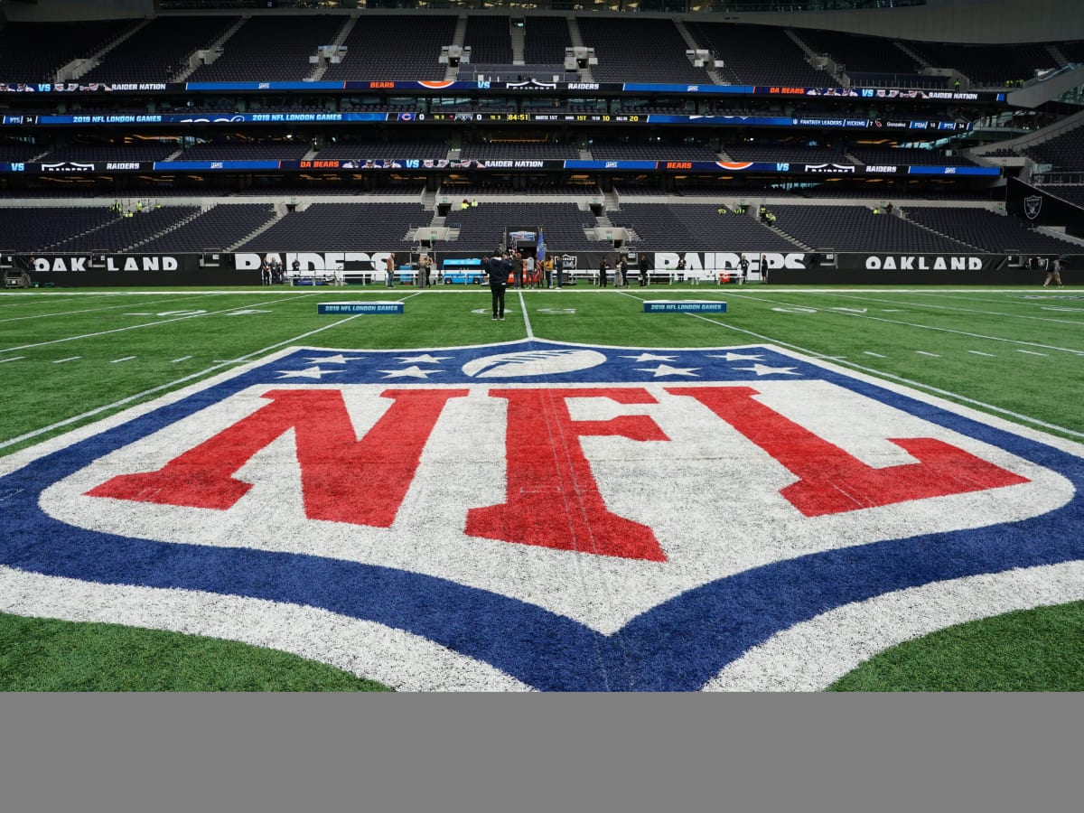 Bar Sues NFL & DirecTV, Alleging NFL Sunday Ticket Is Illegal Monopoly –  Consumerist