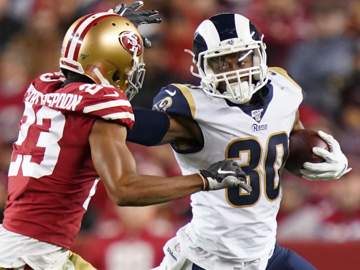 St. Louis Rams RB Todd Gurley Earns Week 4 Pepsi NFL Rookie of the Week  Honors – The Knight's Lance