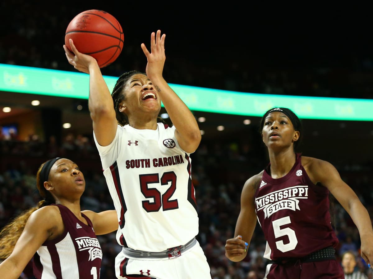 South Carolina basketball: Dawn Staley wears Cheyney State throwback