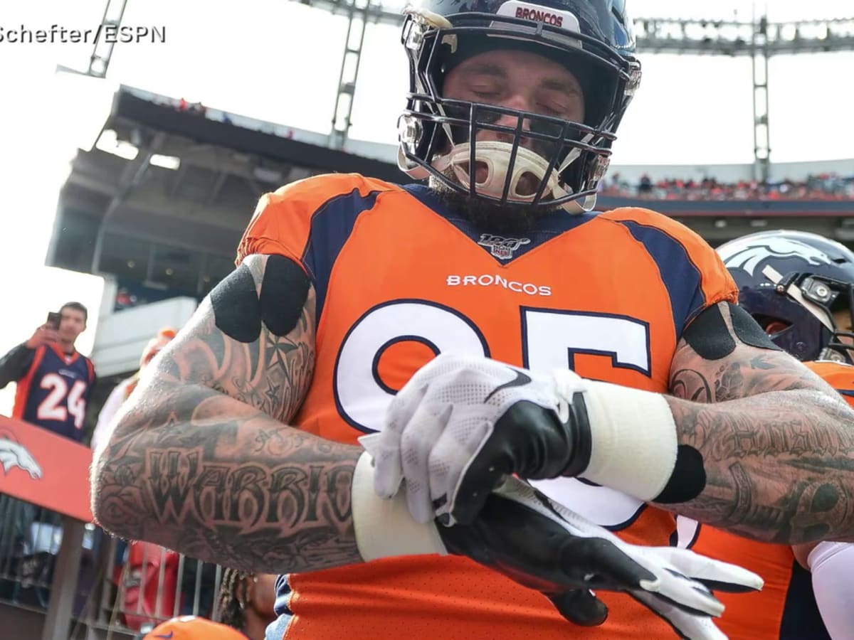 Denver Broncos' Free-Agent DL Derek Wolfe Signs with Baltimore