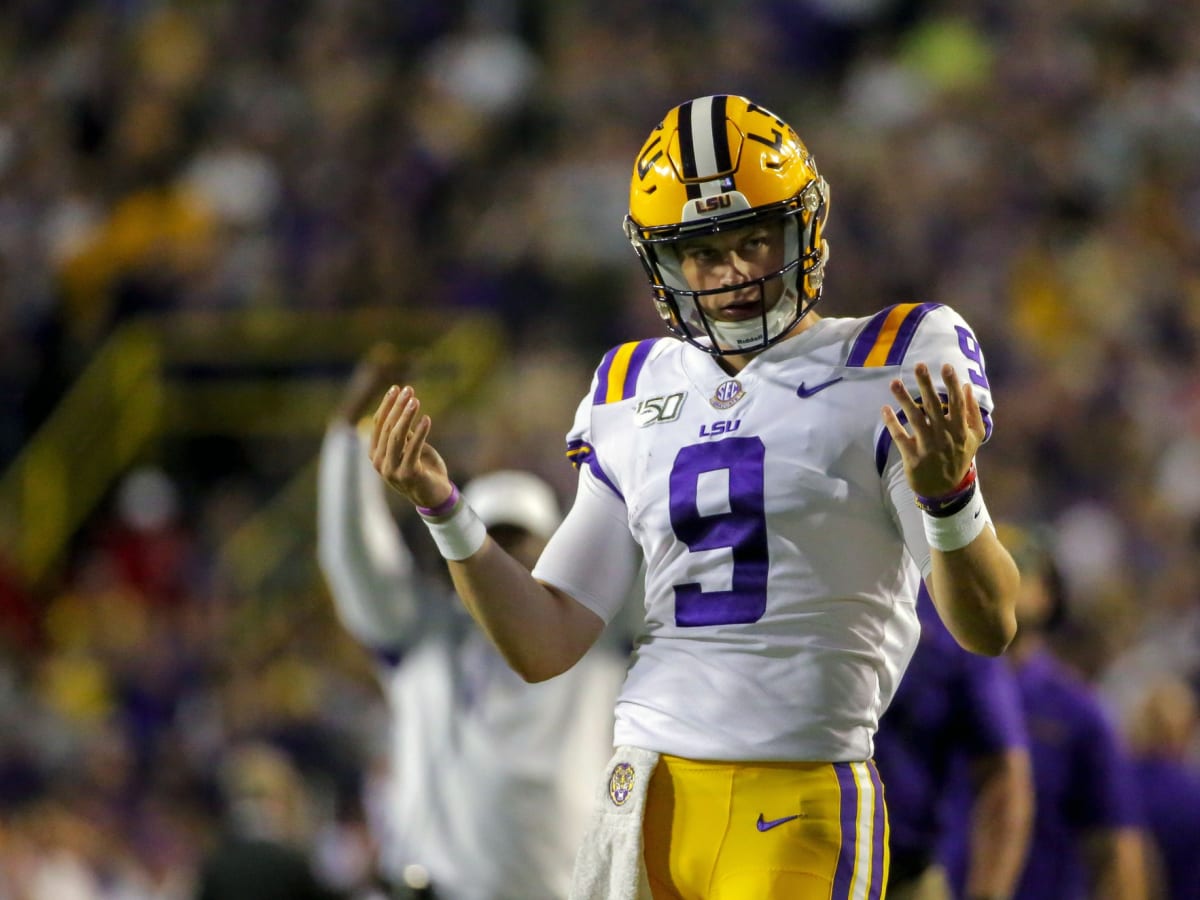 Bengals great T.J. Houshmandzadeh is helping train LSU quarterback