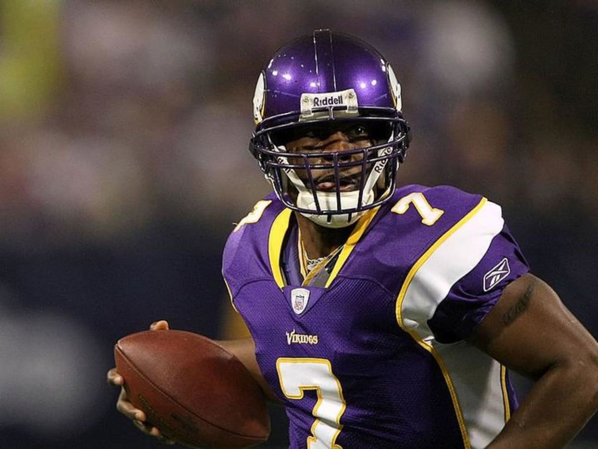 Teammates, Friends Remember Fmr. Vikings QB Tarvaris Jackson