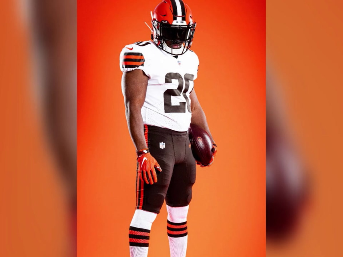 Cleveland Browns Unveil Highly Anticipated Uniforms - Sports Illustrated  Cleveland Browns News, Analysis and More
