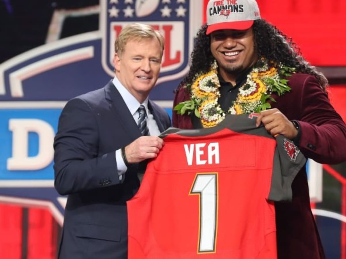 Vita Vea: NFL Draft Combine's Biggest Star - Sports Illustrated