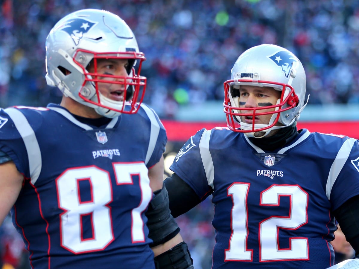 Buy Tom Brady & Rob Gronkowski Tampa Bay Buccaneers Run It Back