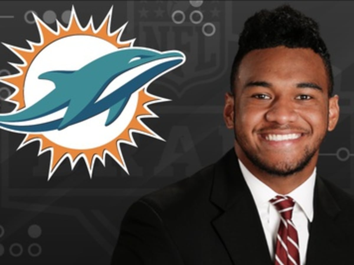 Tua Tagovailoa Miami Dolphins Riding Dolphin Bobblehead NFL at