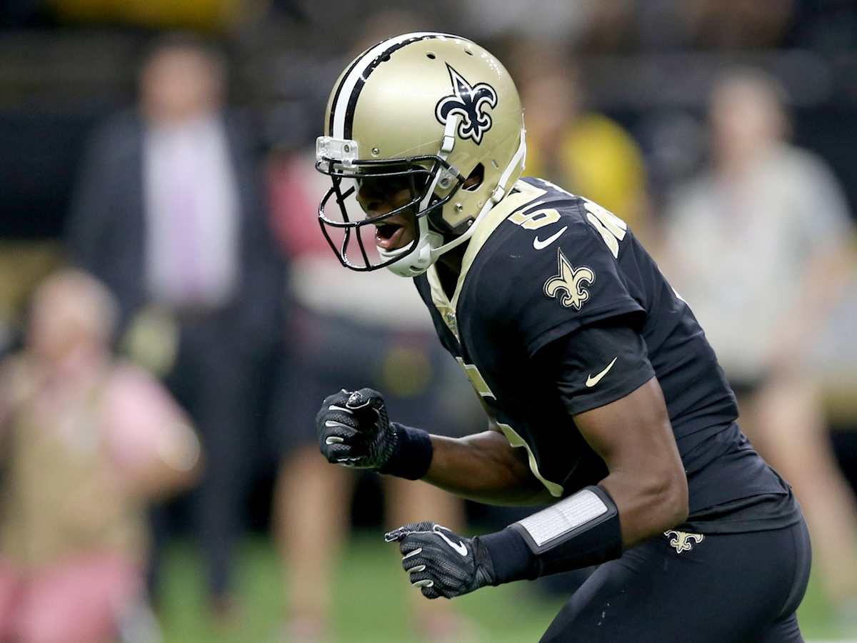 Saints Quarterback Teddy Bridgewater Rides His Bike to Games