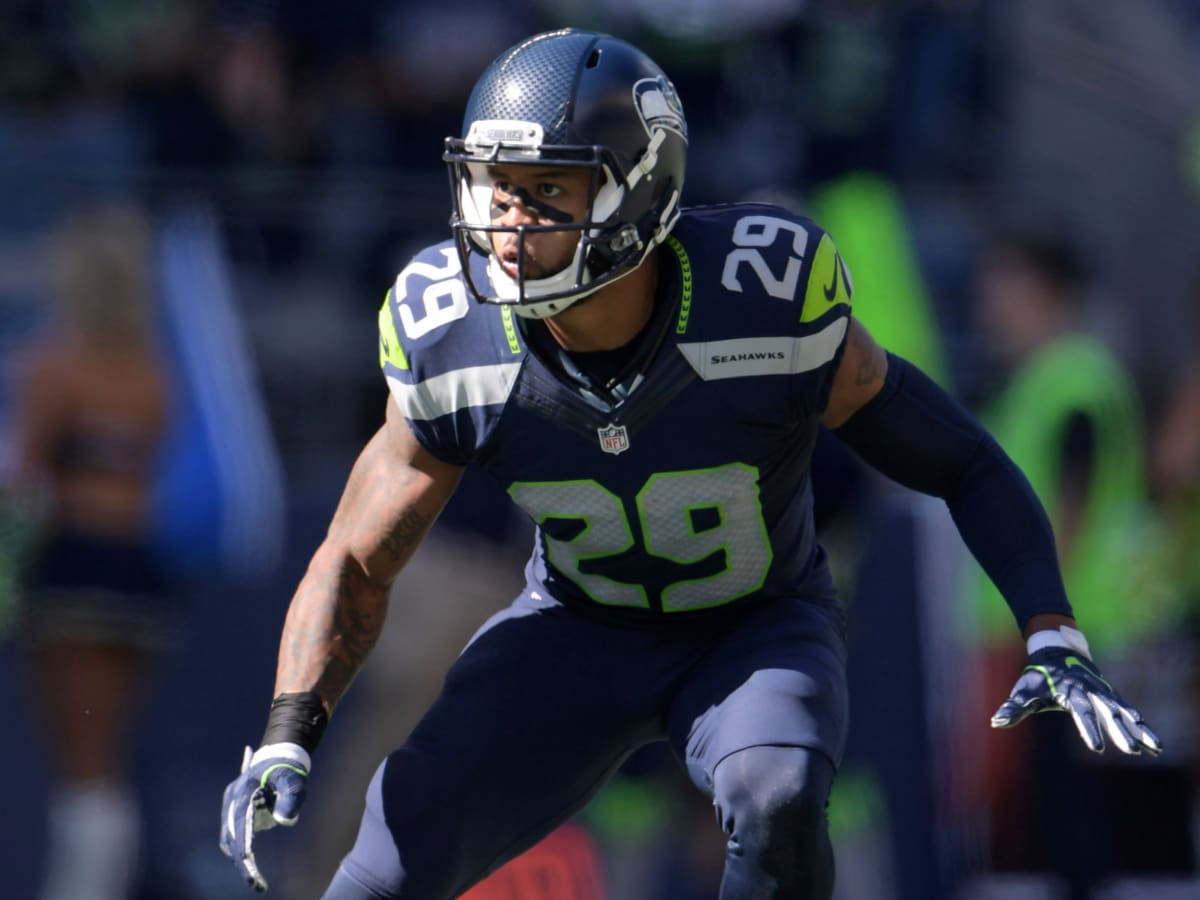 The Earl Thomas Contract Standoff Reveals Seattle Is at a