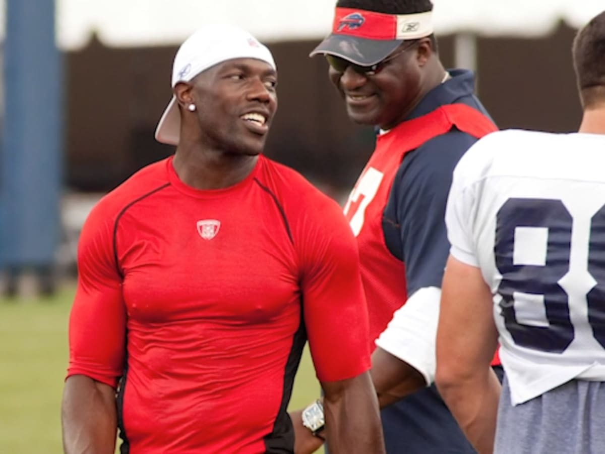 Terrell Owens and Randy Moss: Odds They Land on Each Team in 2011, News,  Scores, Highlights, Stats, and Rumors