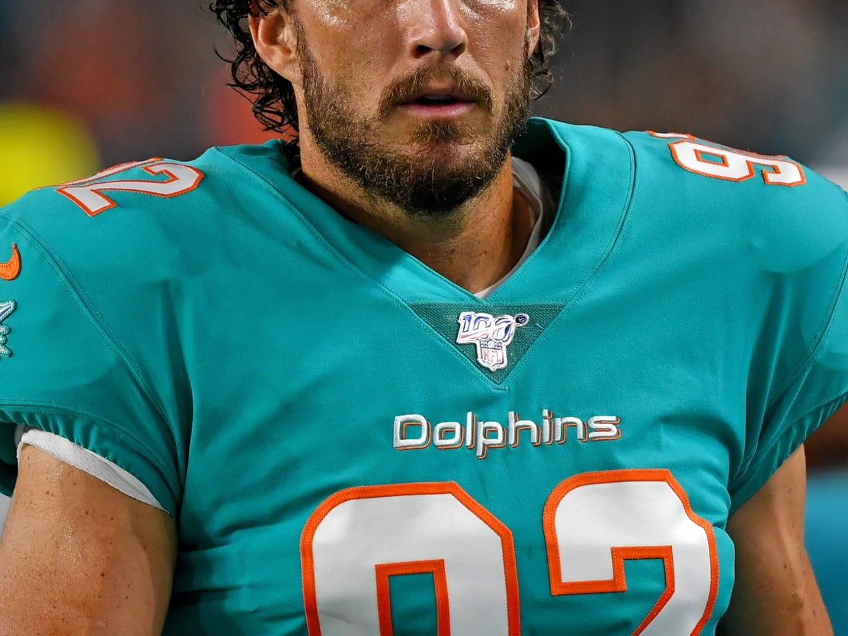 Miami Dolphins - 92 until #NEvsMIA #92 - Pro Bowl LS John Denney