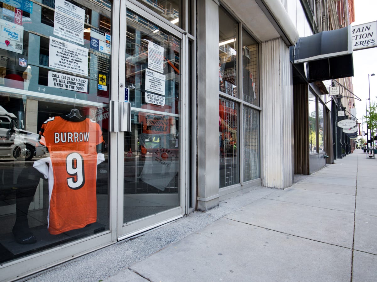 Bengals: Joe Burrow skyrockets to top-10 of NFL jersey sales